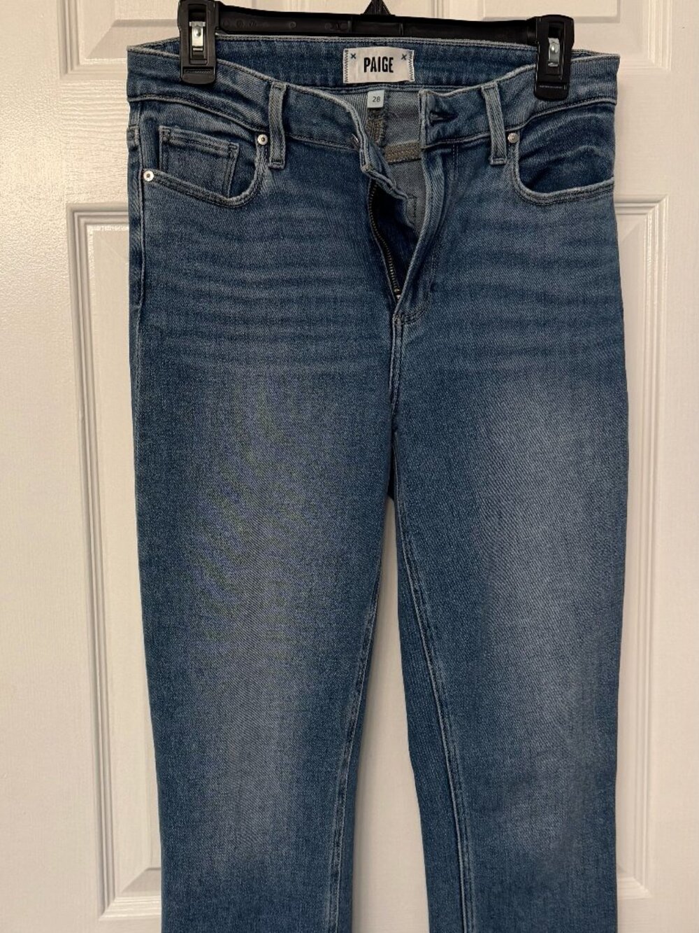PAIGE Cindy Jeans  Size 28